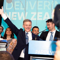 （996）《历史的记忆》1-5 纪念海外华人图片库上线1000期图片展；留给未来