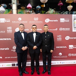 （1008）2025亚太电影节嘉宾走红毯仪式