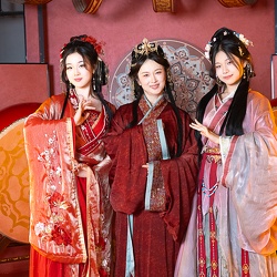 （1039）芭蕾舞者Yolanda回中国成都过18岁生日系列  之二《成都蜀宴賦》